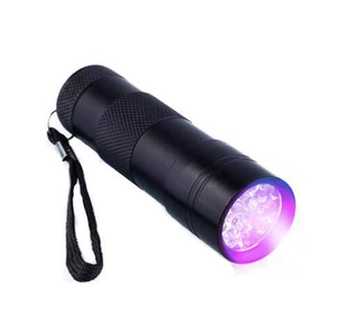 Black Watton WT-302 9 Led Mor Işık El Feneri - 3