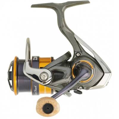 Daiwa Silver Creek X 22 LT 2000S XH Spin LRF Makinesi