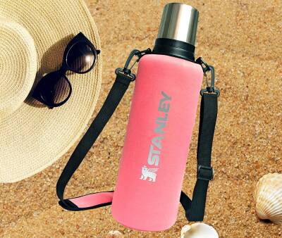 Stanley Koruyucu Neopren Termos Kılıfı 2,3 Lt Klasik - 3